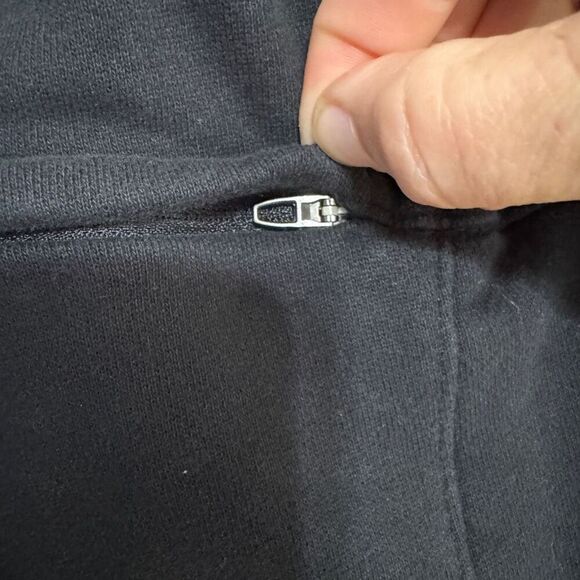 Lululemon men’s black sweatpants size large - Picture 5 of 6